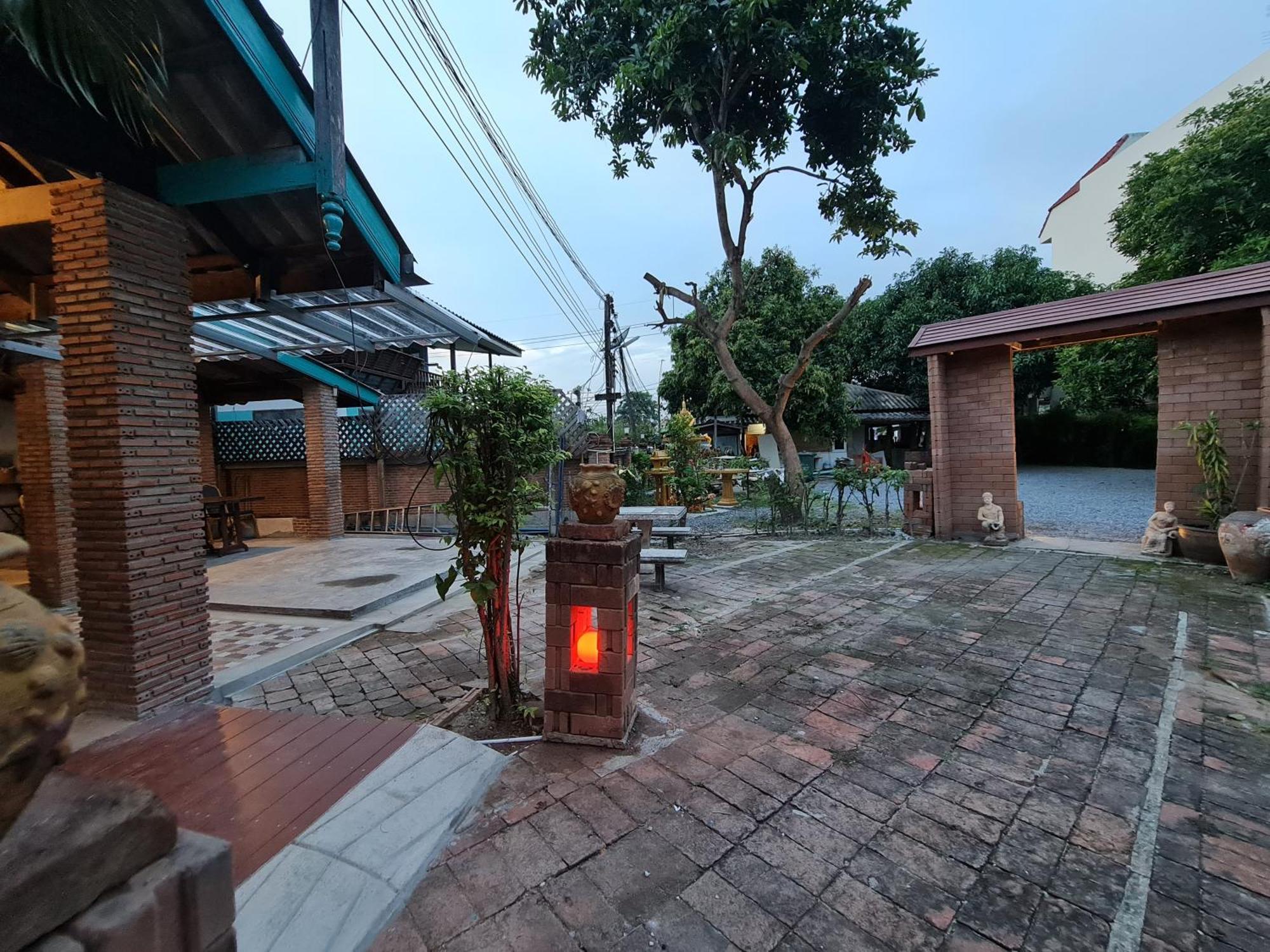 Tepbunthomhouse Ayutthaya Apartment Екстериор снимка