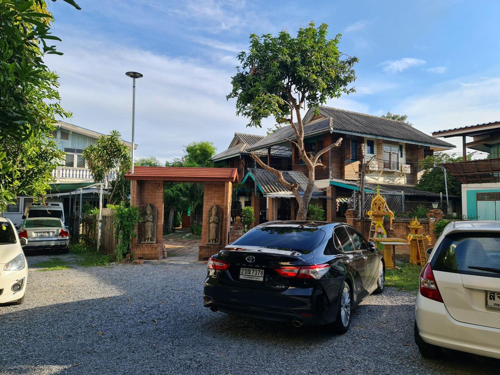 Tepbunthomhouse Ayutthaya Apartment Екстериор снимка